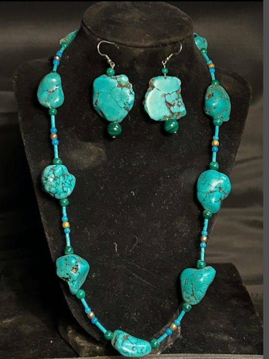 Jewelry - Turquoise Stone Necklace and Earrings Set - Teal Blue Beaded Jewelry